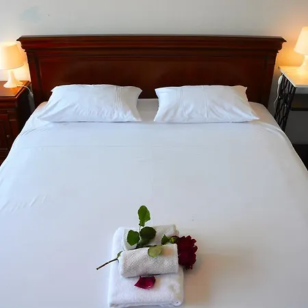 Mikica Apartman Zára